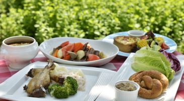 10 bonnes raisons de déjeuner sur l'herbe