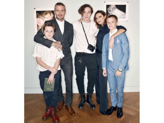 Apres-Victoria-et-David-Beckham-place-a-Brooklyn-Beckham