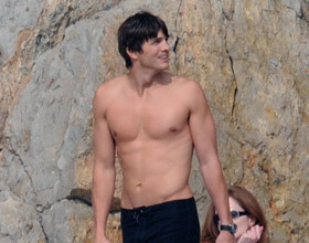 Ashton-Kutcher-Killers