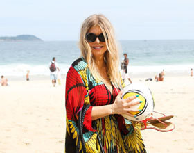 Astuce-bronzage-stars-Fergie
