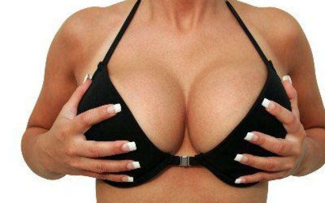 Booster-son-decollete-Pour-24-heures-seulement