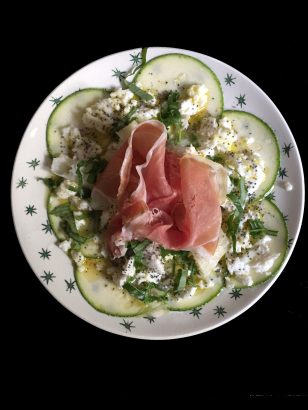 Carpaccio-de-courgettes-mozzarella-chiffonnade-de-jambon-Yummy