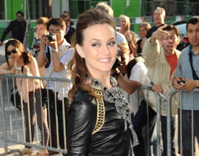 Chanel-Haute-Couture-Leighton-Meester-Blake-Lively
