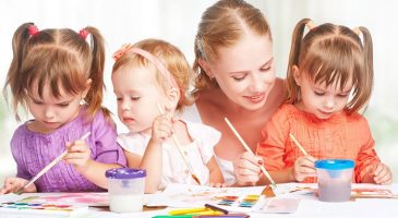 Changer de voie pour travailler dans le secteur de la petite enfance
