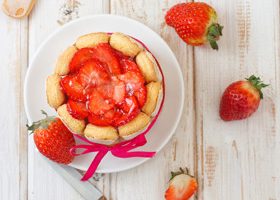 Charlotte aux fraises - %%sitename%%