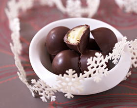 Chocolats-fourres-aux-fruits-de-la-passion