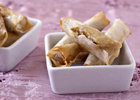 Cigares au miel, amandes et fleur d'oranger