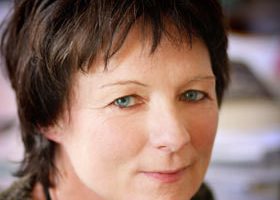 Claudie Gallay, L'amour est une île