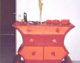 Commode-en-carton-par-Caroludo