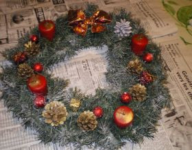 Couronne-tradition-rouge-et-or-par-Alice57