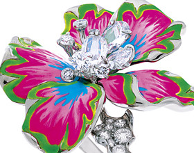 Dior-Joaillerie-biennale-des-antiquaires