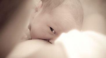 Et si un coussin rendait l'allaitement confortable ? - %%sitename%%