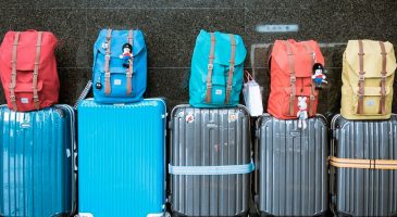 Faire sa valise en 10 GIFS