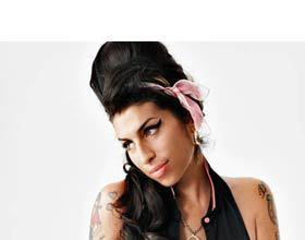 Fred-Perry-collection-dessinee-par-Amy-Winehouse