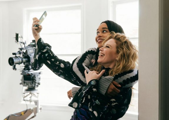 Genial-Kenzo-se-moque-des-expressions-utilisees-dans-les-reseaux-sociaux