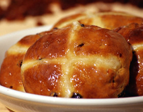Hot-cross-buns