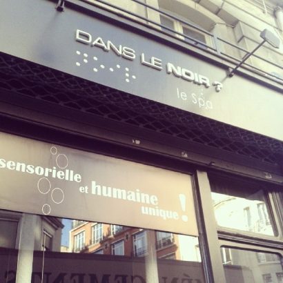 J-ai-teste-le-spa-dans-le-noir