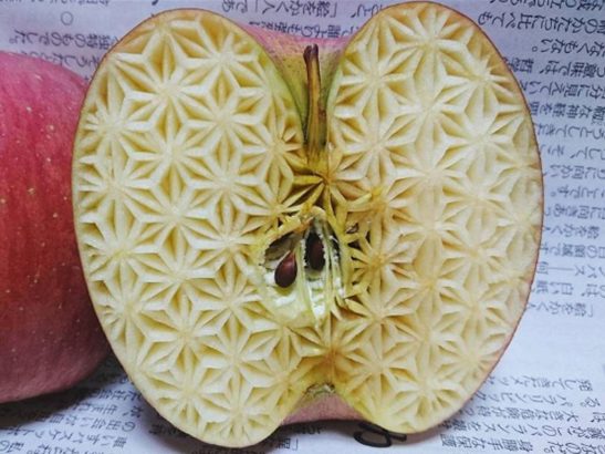 L-artiste-japonais-Gaku-sculpte-les-legumes-de-maniere-impressionnante