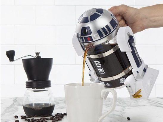 La-cafetiere-R2D2-pour-un-reveil-du-bon-cote-de-la-force