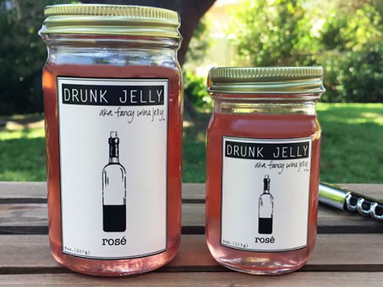 La-confiture-au-rose-delice-de-l-ete