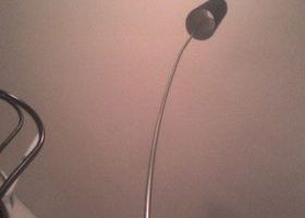 Lampe courbée à la forme d'un roseau - %%sitename%%