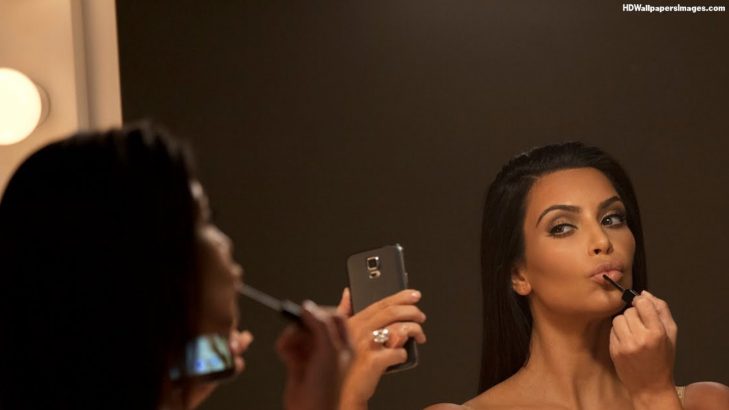 Les-5-filles-qu-on-deteste-sur-les-reseaux-sociaux