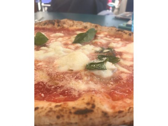 Les-meilleures-pizzeria-de-Naples-sont-ici