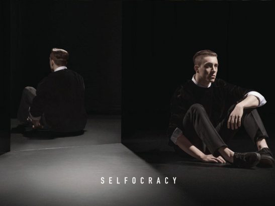Loic-Nottet-nous-emmene-dans-les-etoiles-avec-Selfocracy