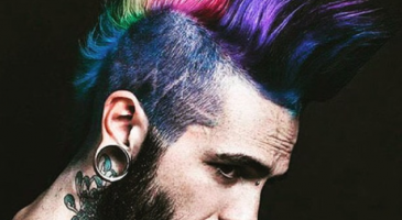 #MermanHair, la nouvelle tendance colorée chez ces messieurs - %%sitename%%