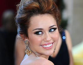 Miley-Cyrus-Justin-Bieber-relation