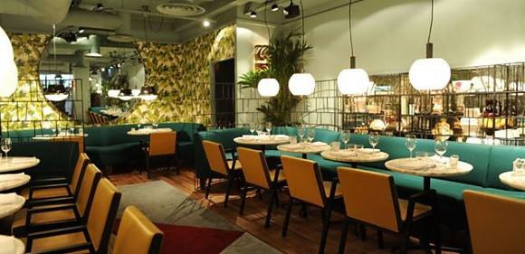 Nouveau-a-Paris-le-premier-brunch-africain-facon-Gossip-Girl