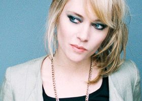 On adore "Rocket Trip to Mars", le dernier clip de Fredrika Stahl