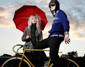 On-craque-pour-The-Asteroids-Galaxy-Tour