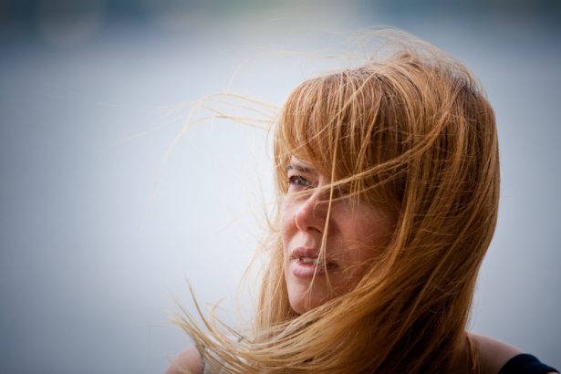 Oubliez-les-cheveux-ternes