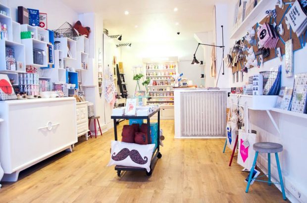 Place-A-une-jolie-boutique-a-visiter-sur-Paris