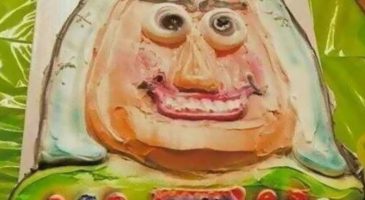 Quand Gordon Ramsay répond aux internautes qui lui montrent des plats, ça décoiffe !