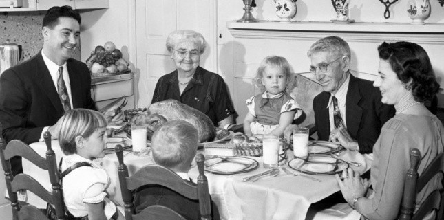 Rester-Zen-pendant-un-repas-de-famille-10-astuces-indispensables