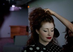 Interview "Working Girl" avec Rubi Jones, hairstylist Rencontr - %%sitename%%