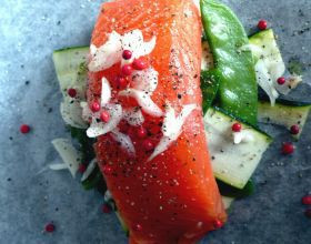 Saumon-en-papillotte-vinaigrette-au-the-vert-par-Mapix