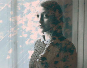 Session-live-Russian-Red-reprend-The-Magnetic-Fields