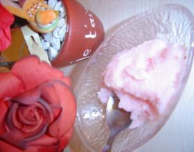 Sorbet-aux-litchis-et-a-la-rose!!!!!!!!!!-par-Lia022