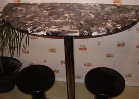 TABLE PELE MELE - %%sitename%%