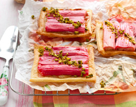 Tarte-a-la-rhubarbe-par-Mabullette