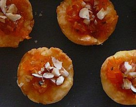 Tartelettes-a-la-carotte-confite-cardamome-noisettes-par-Boudoirgourmand