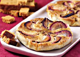 Tartelettes aux quetsches et pain d'épices - %%sitename%%