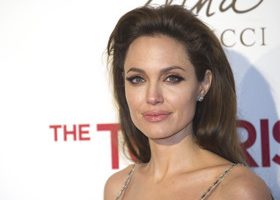 Angelina Jolie sera Cléopâtre ! - %%sitename%%