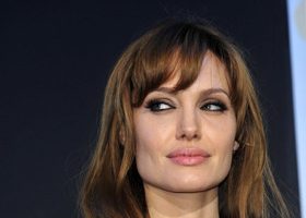 Angelina Jolie dans la peau de Catwoman ? - %%sitename%%