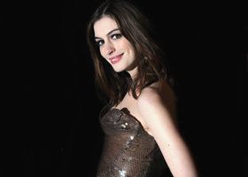Anne Hathaway, future Catwoman - %%sitename%%