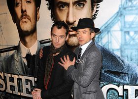 Jude Law et Robert Downey Jr à l'avant-première de Sherlock Holmes