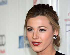 blake-lively-egerie-chanel
